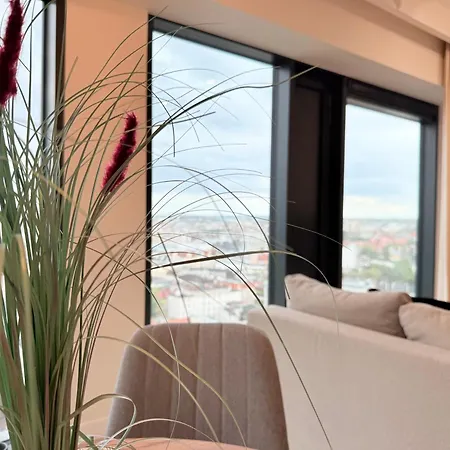 Level Of L U X Ur Y Panorama Xix *