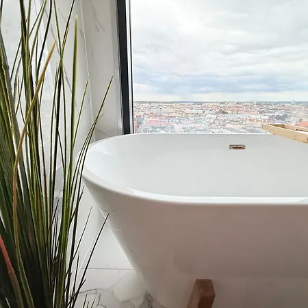 Level Of L U X Ur Y Panorama Xix Apartment *