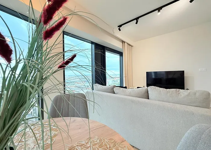 Level Of L U X Ur Y Panorama Xix Katowice