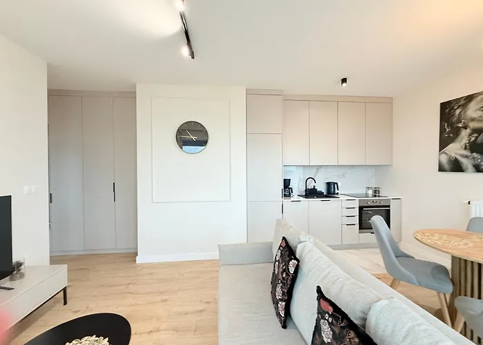 Level Of L U X Ur Y Panorama Xix