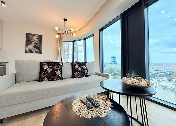 Level Of L U X Ur Y Panorama Xix *