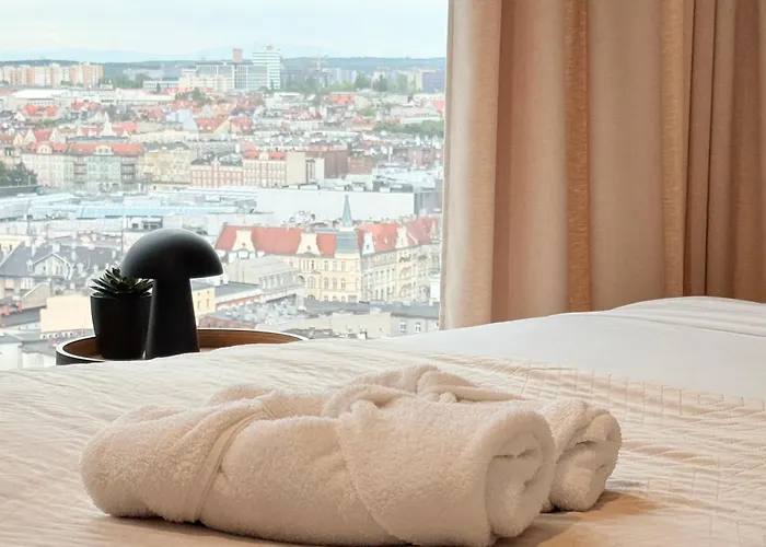 Level Of L U X Ur Y Panorama Xix Katowice